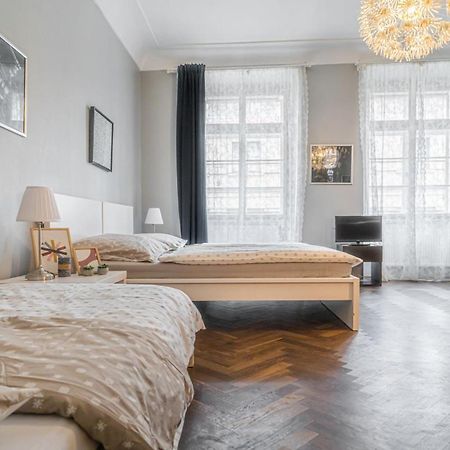 Bright Studio Close To Charles Bridge And Prague Castle Apartment Luaran gambar